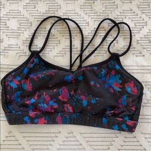 Lululemon bra size 6.
